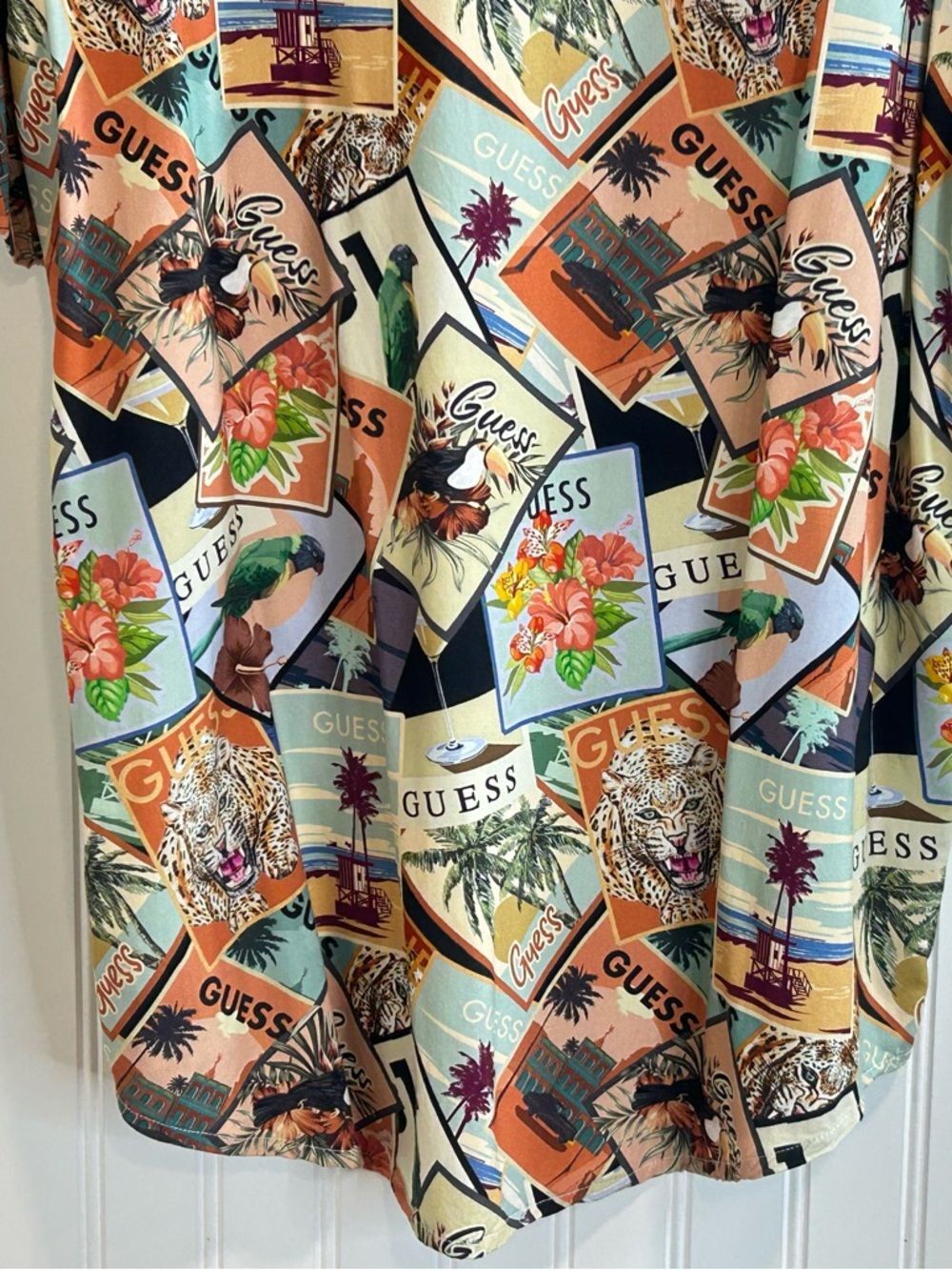 GUESS MEN Tropical Postcard animal print floral Short Sleeve Shirt Size XL. - Picture 10 of 16